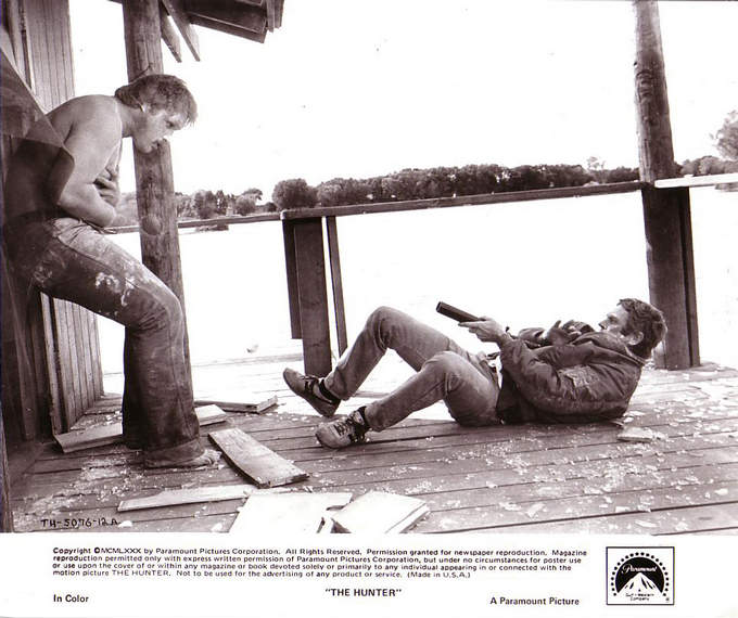 Steve as 'Papa Thorsen' shoots bailjumper
'Billie Joe' (played by Karl Schueneman) with a dummy bullet